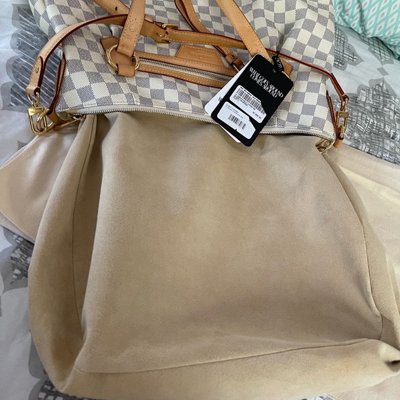 Beautiful Authentic LV Damier Azur Evora GM Handbag - Picture 8 of 16